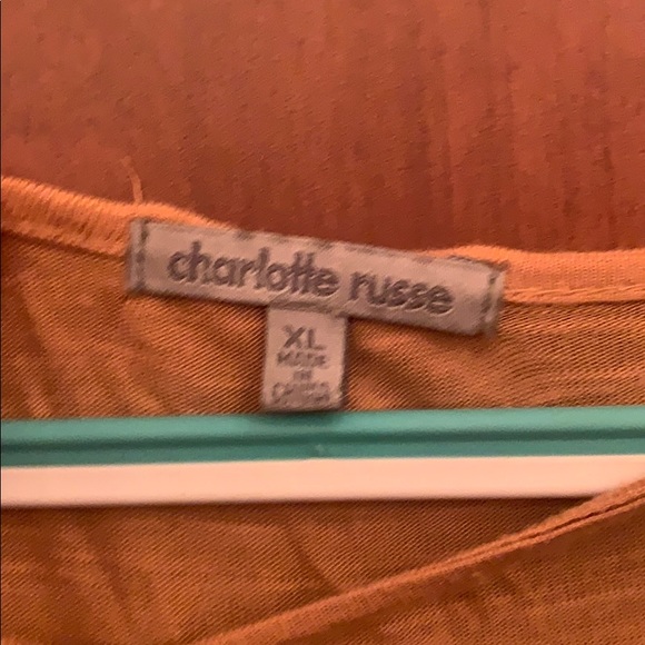 Charlotte Russe ladder v-top - Picture 2 of 2
